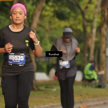 Runner Photo 5637196