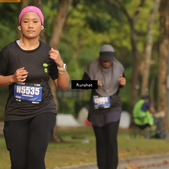 Runner Photo 5637197