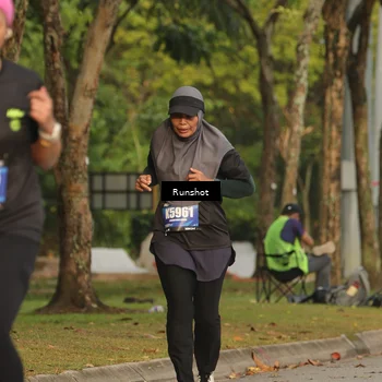 Runner Photo 5637200
