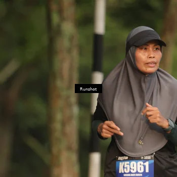 Runner Photo 5637215