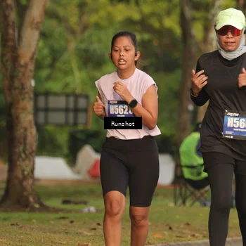 Runner Photo 5637219