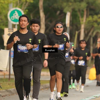 Runner Photo 5637233