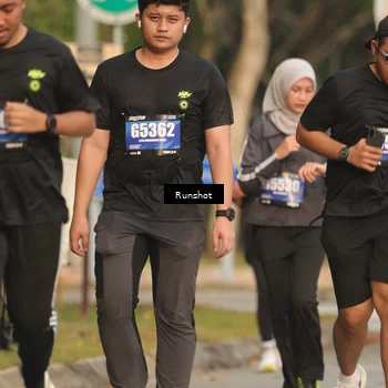 Runner Photo 5637235