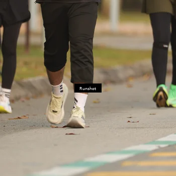 Runner Photo 5637244