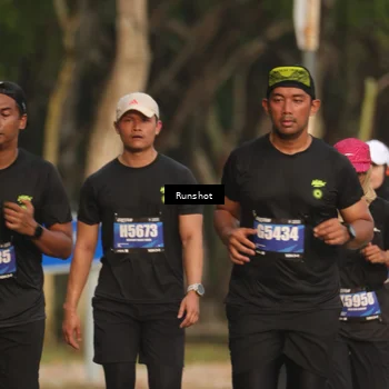 Runner Photo 5637258