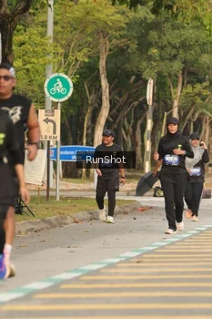 Runner Photo 5637285