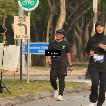 Runner Photo 5637286