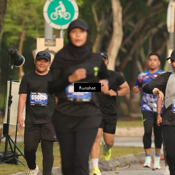 Runner Photo 5637296