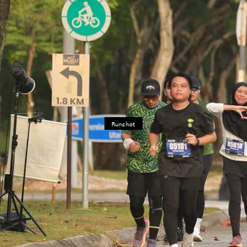 Runner Photo 5637320