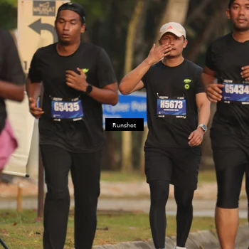Runner Photo 5637337