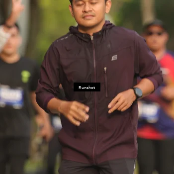 Runner Photo 5637346