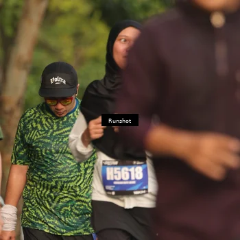 Runner Photo 5637367