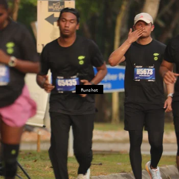 Runner Photo 5637392