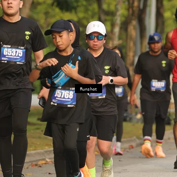 Runner Photo 5637405