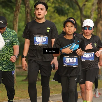 Runner Photo 5637406