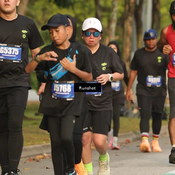 Runner Photo 5637409