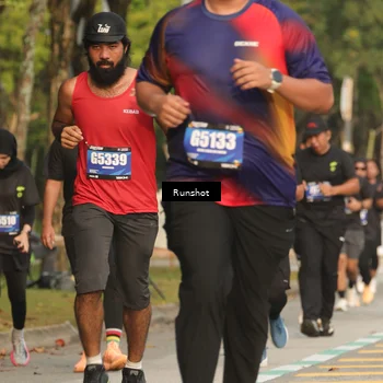 Runner Photo 5637423