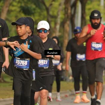 Runner Photo 5637441