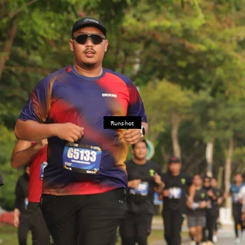 Runner Photo 5637444