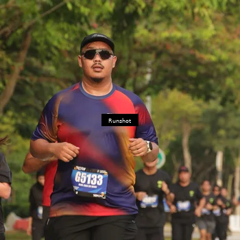 Runner Photo 5637452