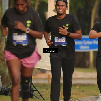 Runner Photo 5637458