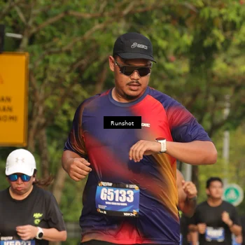 Runner Photo 5637460