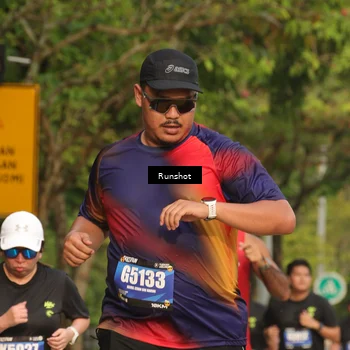 Runner Photo 5637464