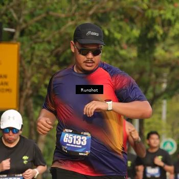 Runner Photo 5637467