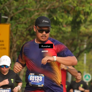 Runner Photo 5637470