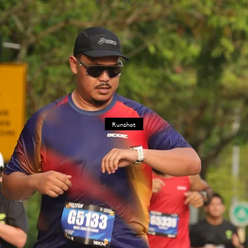 Runner Photo 5637471