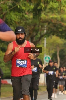 Runner Photo 5637478