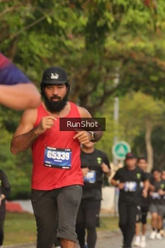 Runner Photo 5637480
