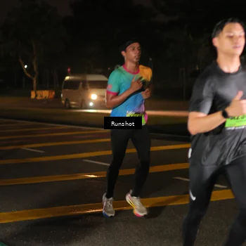 Runner Photo 5637573