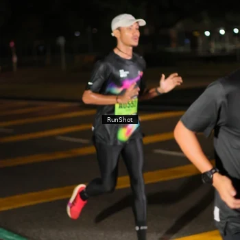 Runner Photo 5637600