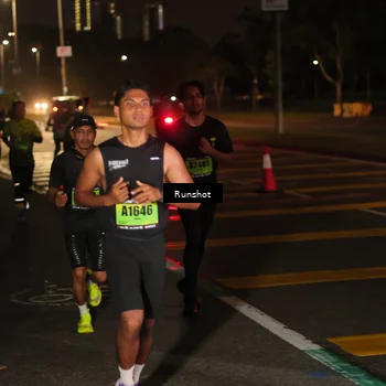 Runner Photo 5637665