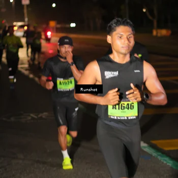 Runner Photo 5637672