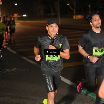 Runner Photo 5637678