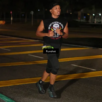 Runner Photo 5637818