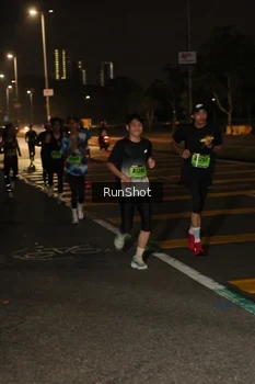 Runner Photo 5637862