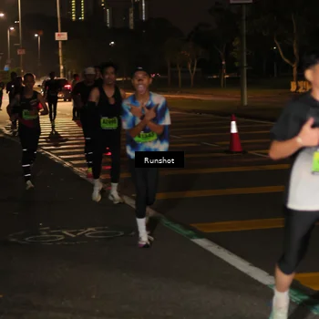 Runner Photo 5637877