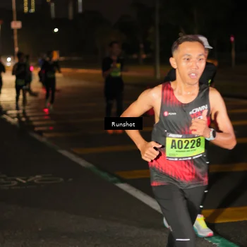 Runner Photo 5637903