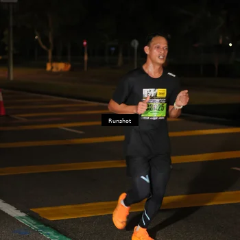 Runner Photo 5637916