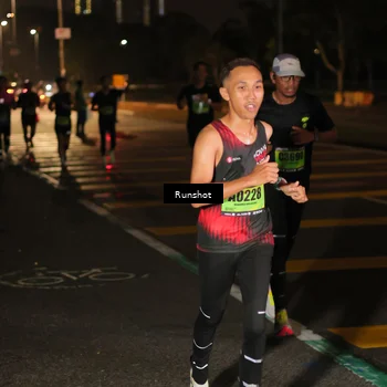 Runner Photo 5637942