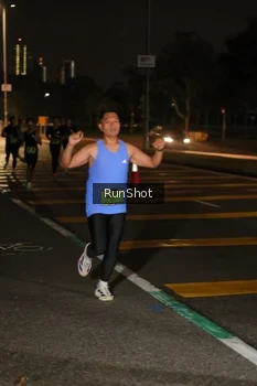 Runner Photo 5637971