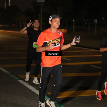 Runner Photo 5638005