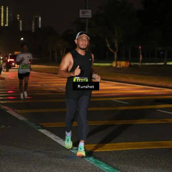 Runner Photo 5639000