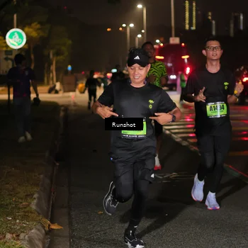 Runner Photo 5639117