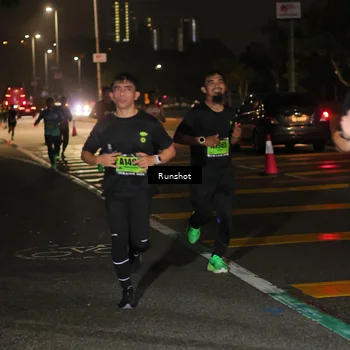 Runner Photo 5639145