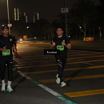 Runner Photo 5639297