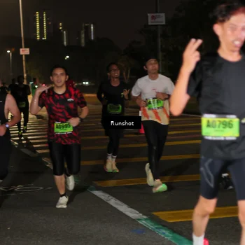 Runner Photo 5639343